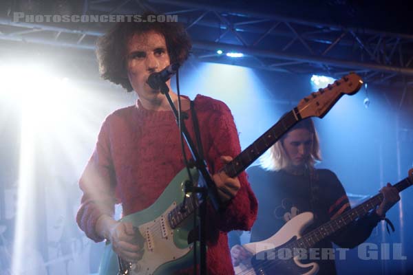 SWIM DEEP - 2013-11-07 - PARIS - La Boule Noire - 